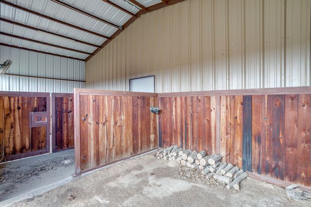 195 Brook Hollow Lane, Weatherford, TX 76088