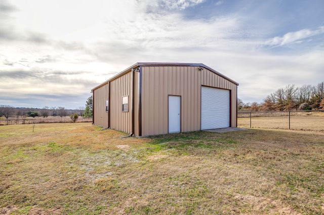 195 Brook Hollow Lane, Weatherford, TX 76088