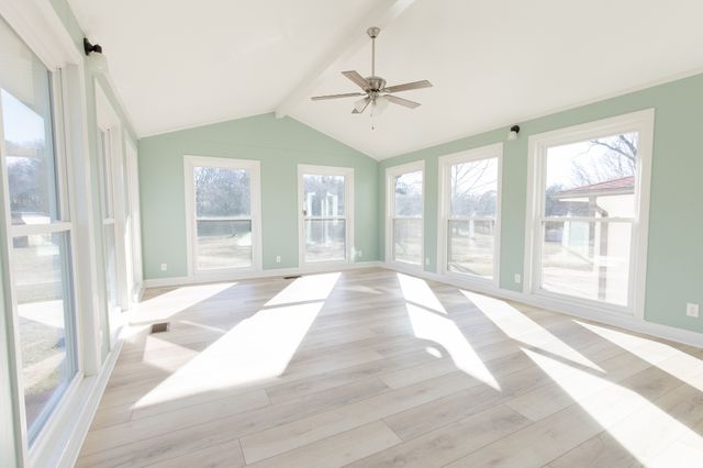 557 Peach Valley Rd, Gallatin, TN 37066