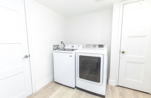 557 Peach Valley Rd, Gallatin, TN 37066