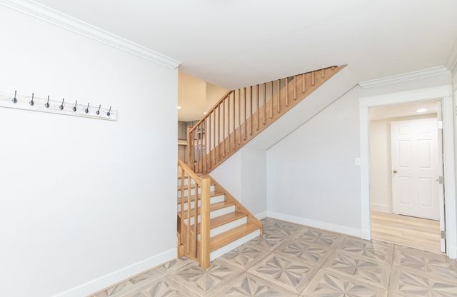 557 Peach Valley Rd, Gallatin, TN 37066