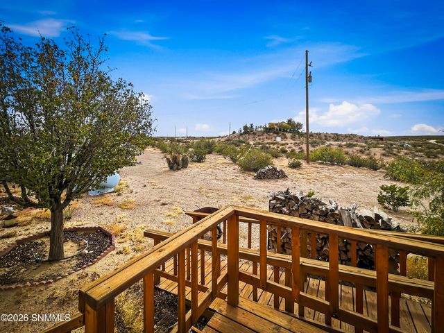 6575 Camino Seguro, La Mesa, NM 88044