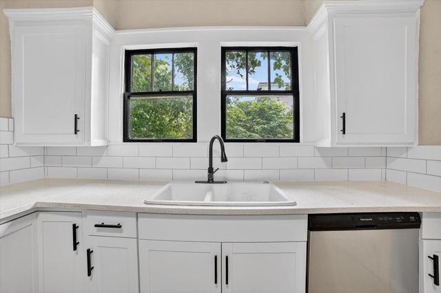 504 W Grove Street, Kaufman, TX 75142