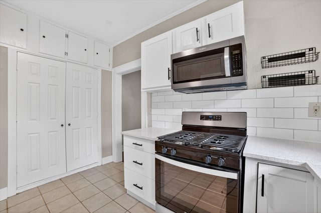 504 W Grove Street, Kaufman, TX 75142