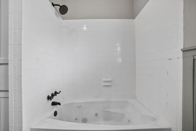 504 W Grove Street, Kaufman, TX 75142