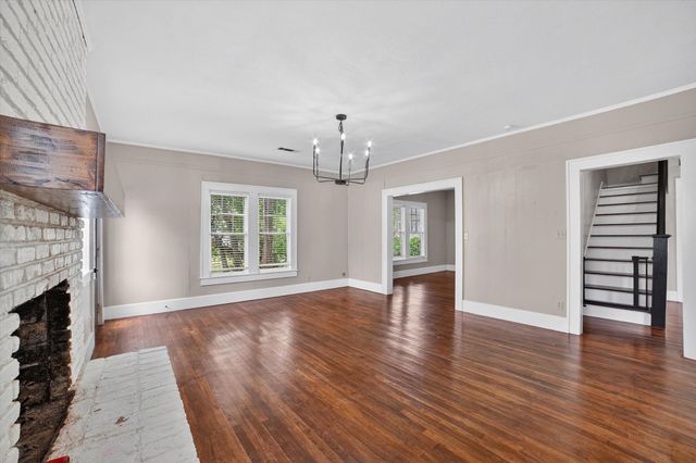504 W Grove Street, Kaufman, TX 75142