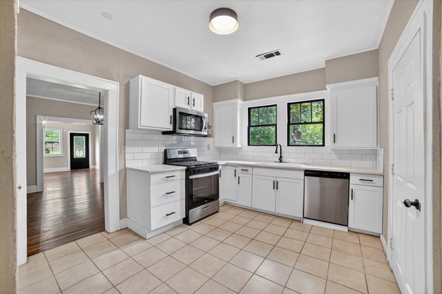 504 W Grove Street, Kaufman, TX 75142