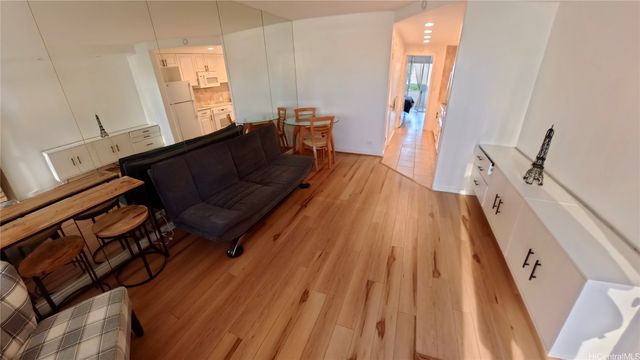 1720 Ala Moana Boulevard B508, Honolulu, HI 96815