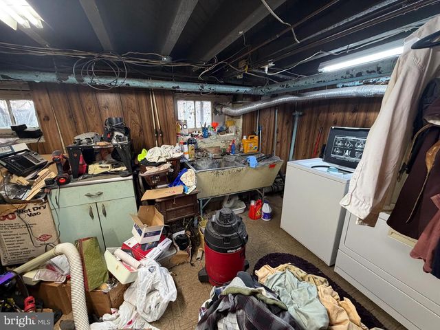 343 UPLAND WAY, Drexel Hill, PA 19026