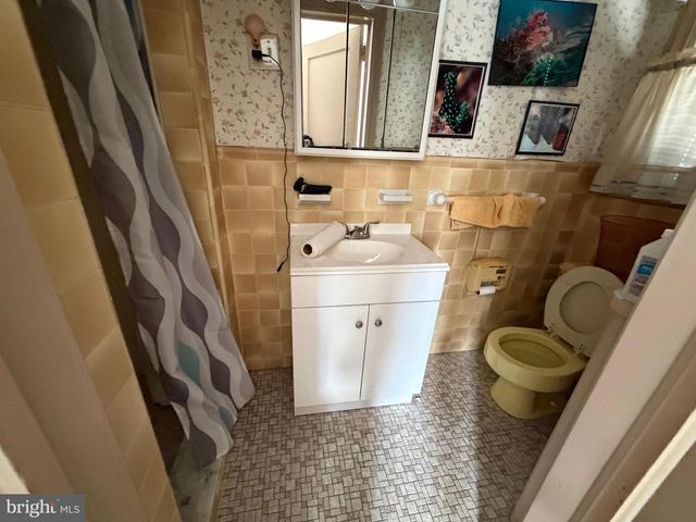 343 UPLAND WAY, Drexel Hill, PA 19026