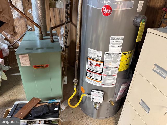 343 UPLAND WAY, Drexel Hill, PA 19026