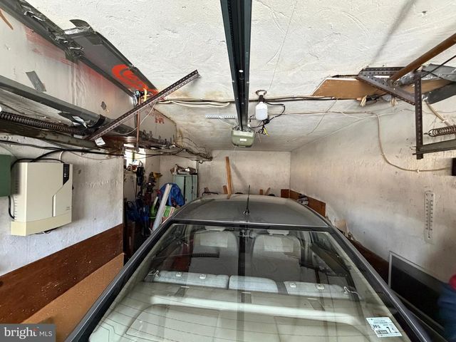 343 UPLAND WAY, Drexel Hill, PA 19026