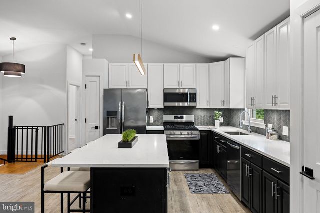 131 NORCROSS RD, Berlin, NJ 08009