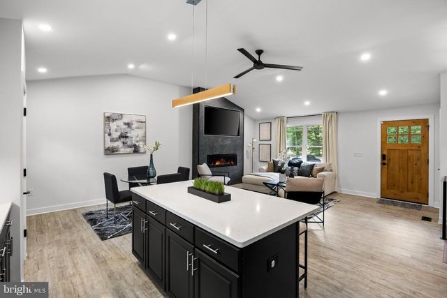131 NORCROSS RD, Berlin, NJ 08009