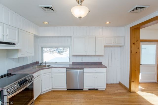 9 Old River Rd, West Amwell Twp., NJ 08530