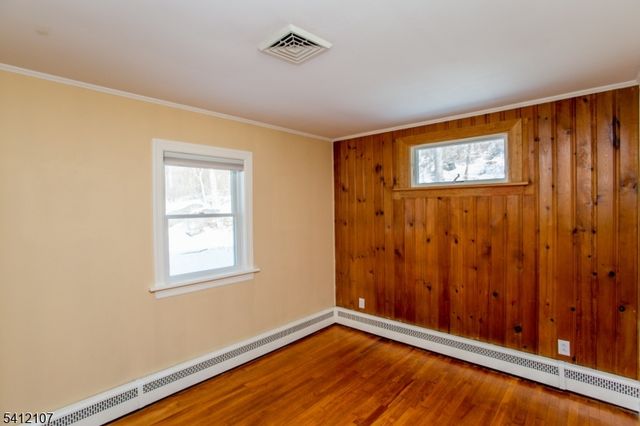 9 Old River Rd, West Amwell Twp., NJ 08530