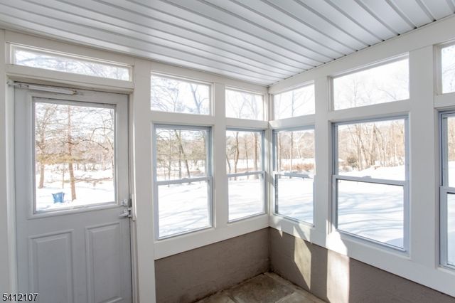 9 Old River Rd, West Amwell Twp., NJ 08530