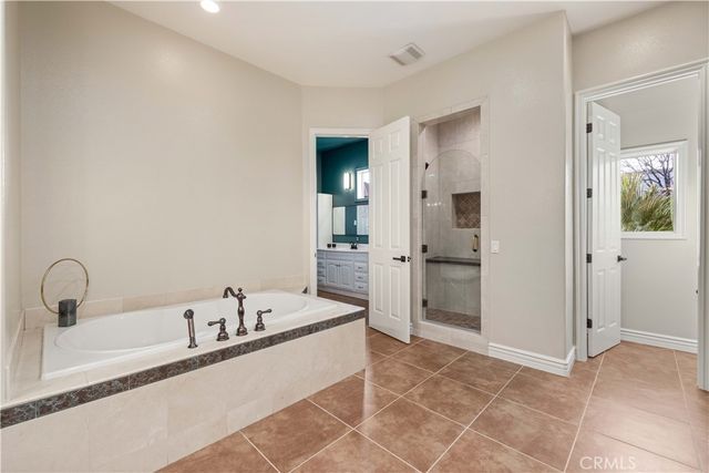 4124 Paddock Way, Lancaster, CA 93536