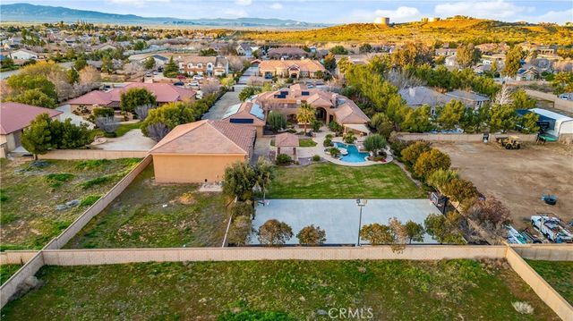 4124 Paddock Way, Lancaster, CA 93536