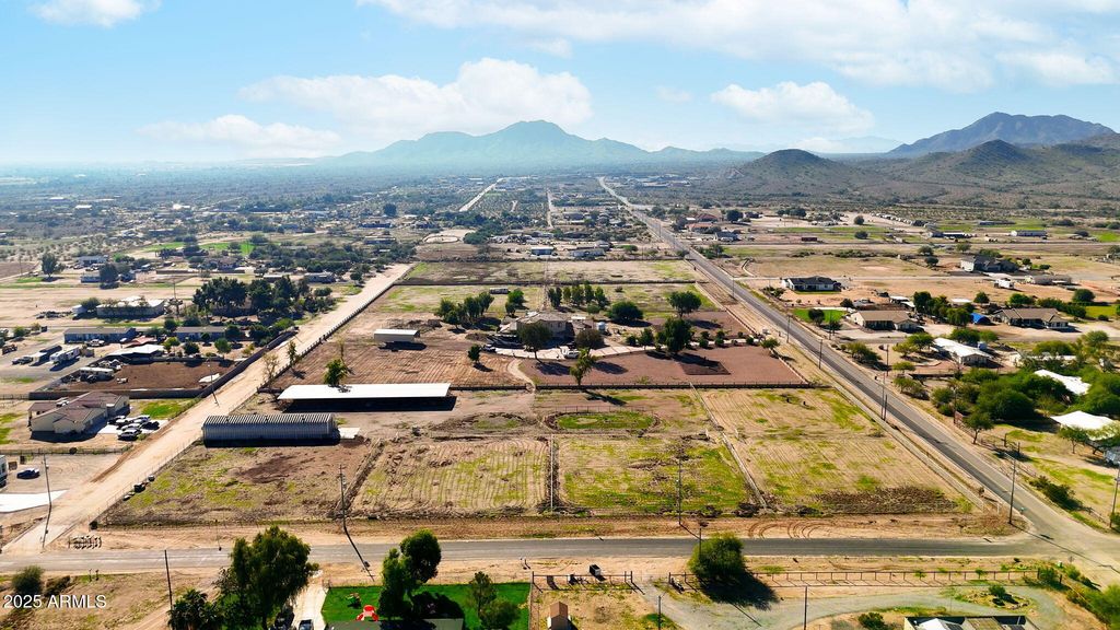11743 S DEAN Road -, Buckeye, AZ 85326 — exterior