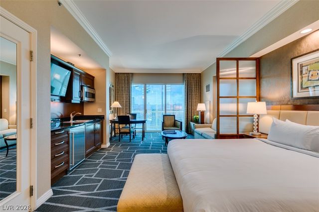 125 East HARMON Avenue 3707, Las Vegas, NV 89109