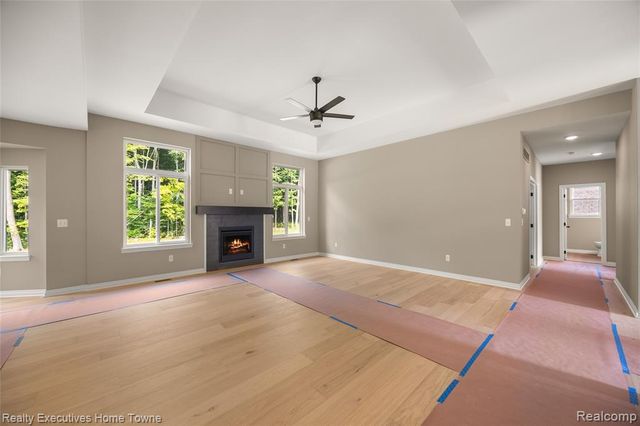 34823 Cardinal Lane, Richmond, MI 48062