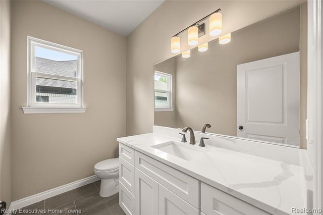 34823 Cardinal Lane, Richmond, MI 48062