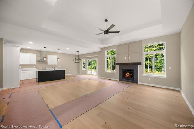 34823 Cardinal Lane, Richmond, MI 48062