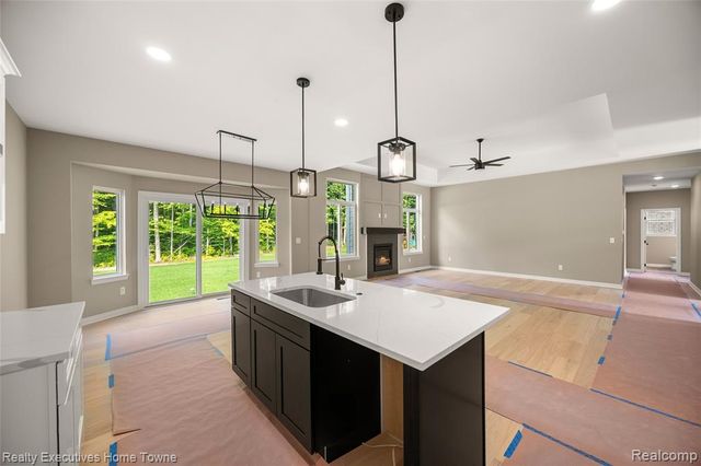 34823 Cardinal Lane, Richmond, MI 48062