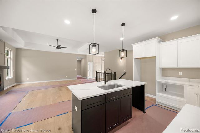 34823 Cardinal Lane, Richmond, MI 48062