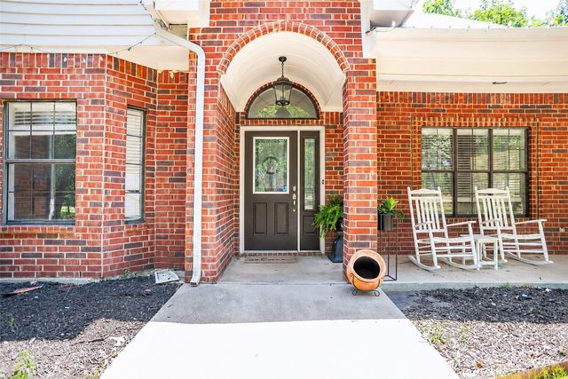 696 Indian Trail, Decatur, TX 76234