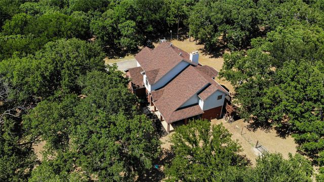 696 Indian Trail, Decatur, TX 76234