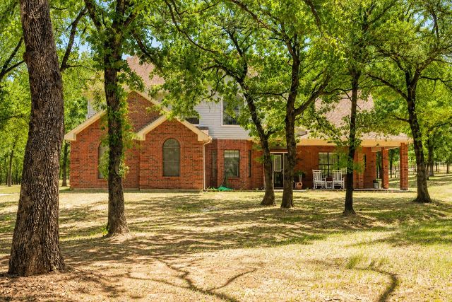 696 Indian Trail, Decatur, TX 76234