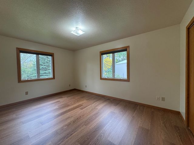 2620 66th St NW, Minot, ND 58703