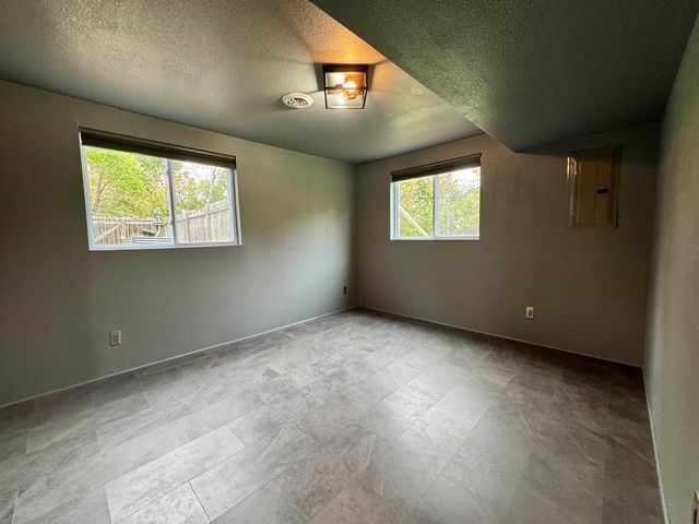 2620 66th St NW, Minot, ND 58703