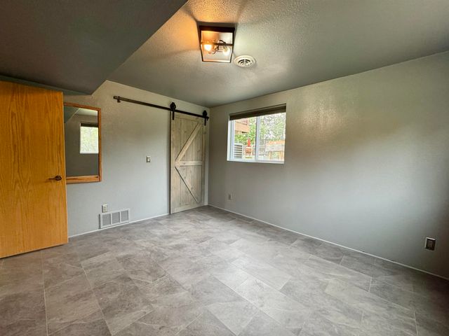 2620 66th St NW, Minot, ND 58703
