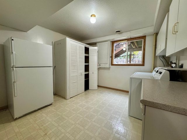 2620 66th St NW, Minot, ND 58703