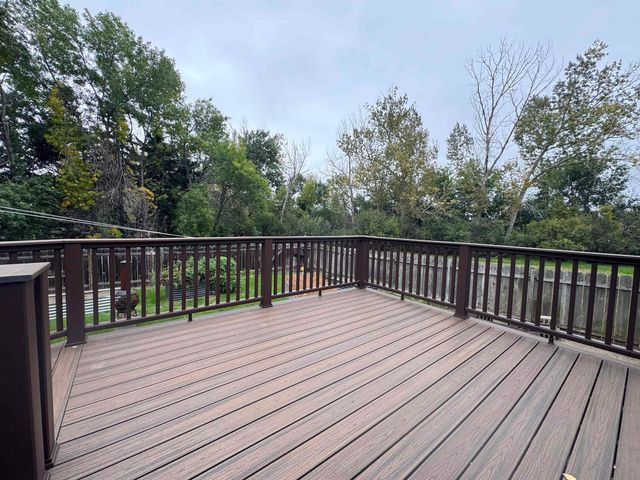 2620 66th St NW, Minot, ND 58703