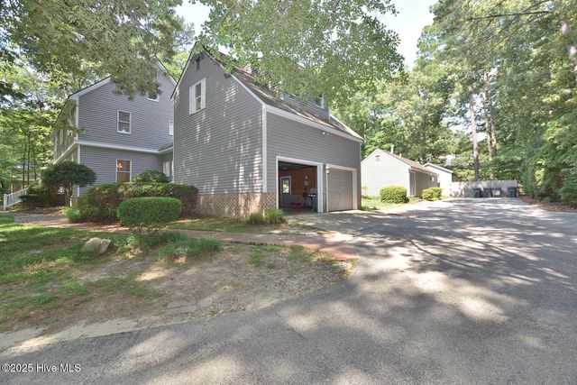 2708 Coleberry Trail, Rocky Mount, NC 27804