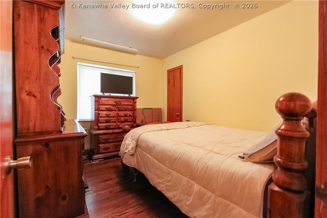 850 Valley Pike Drive, St Albans, WV 25177