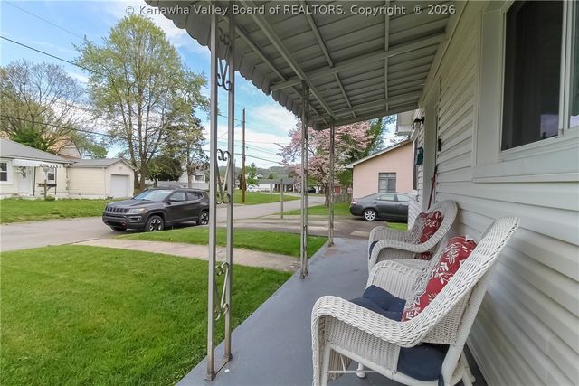 850 Valley Pike Drive, St Albans, WV 25177