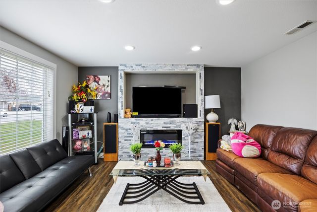 8104 Spieden Court St, Pasco, WA 99301