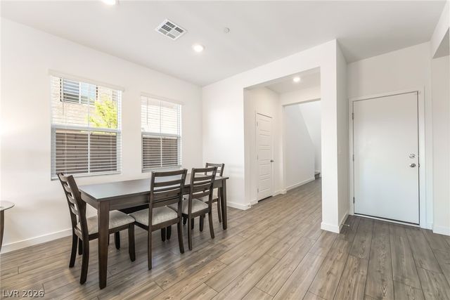 541 Preston Crest Street, Henderson, NV 89011