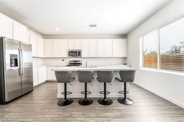 541 Preston Crest Street, Henderson, NV 89011