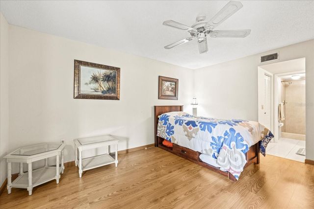 12141 SPARTAN WAY 102, Hudson, FL 34667