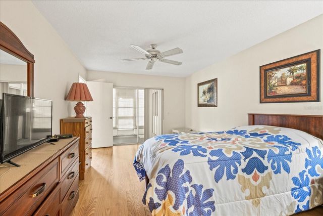 12141 SPARTAN WAY 102, Hudson, FL 34667