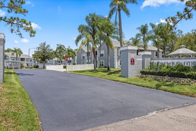 12141 SPARTAN WAY 102, Hudson, FL 34667