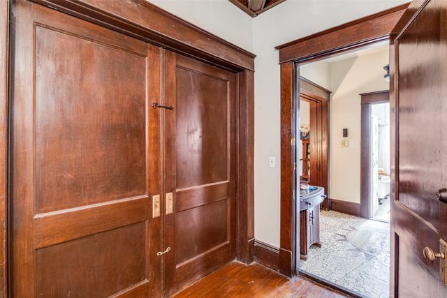 4725 Swiss, Dallas, TX 75204