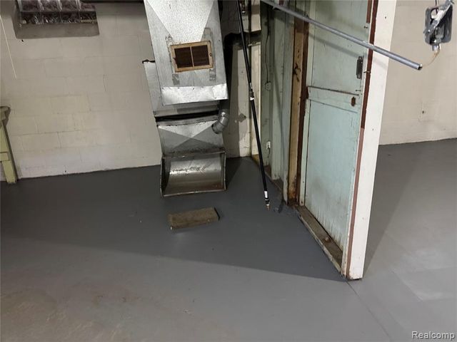 13693 Edmore Drive, Detroit, MI 48205