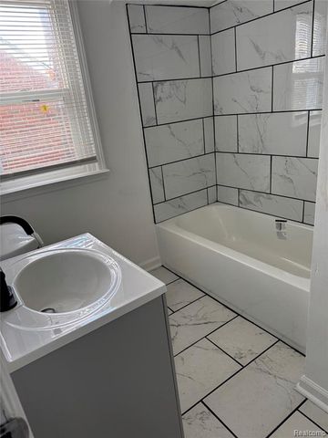 13693 Edmore Drive, Detroit, MI 48205